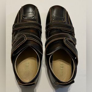 Ravel Leather Sneakers : Limited Edition- Men’s size 9/EUR 42